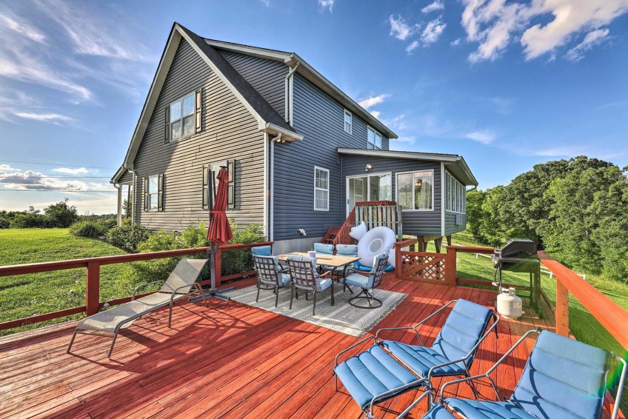 הוילה Williamstown Gem With Private Pool And Hot Tub! מראה חיצוני תמונה