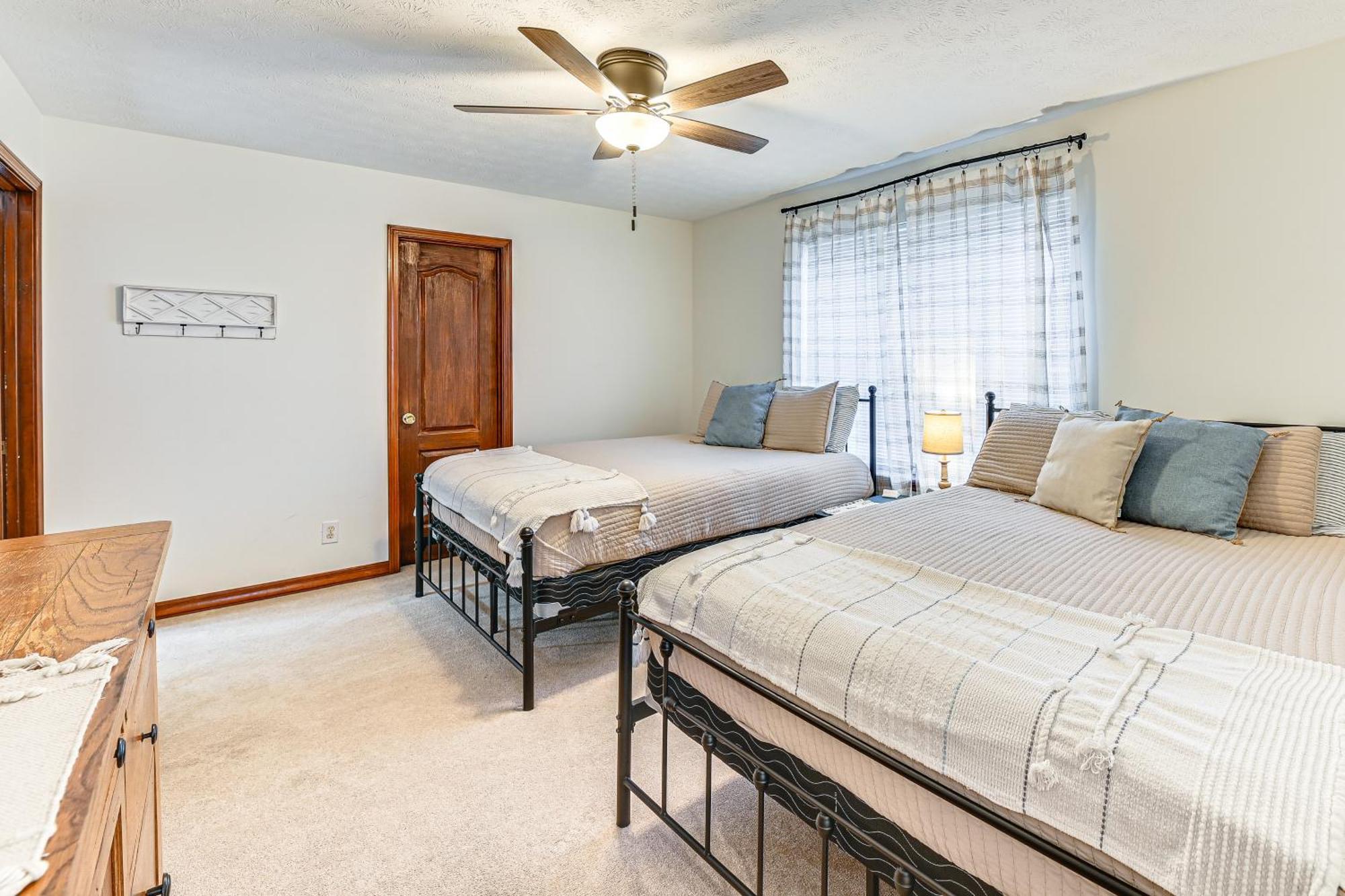 הוילה Williamstown Gem With Private Pool And Hot Tub! מראה חיצוני תמונה