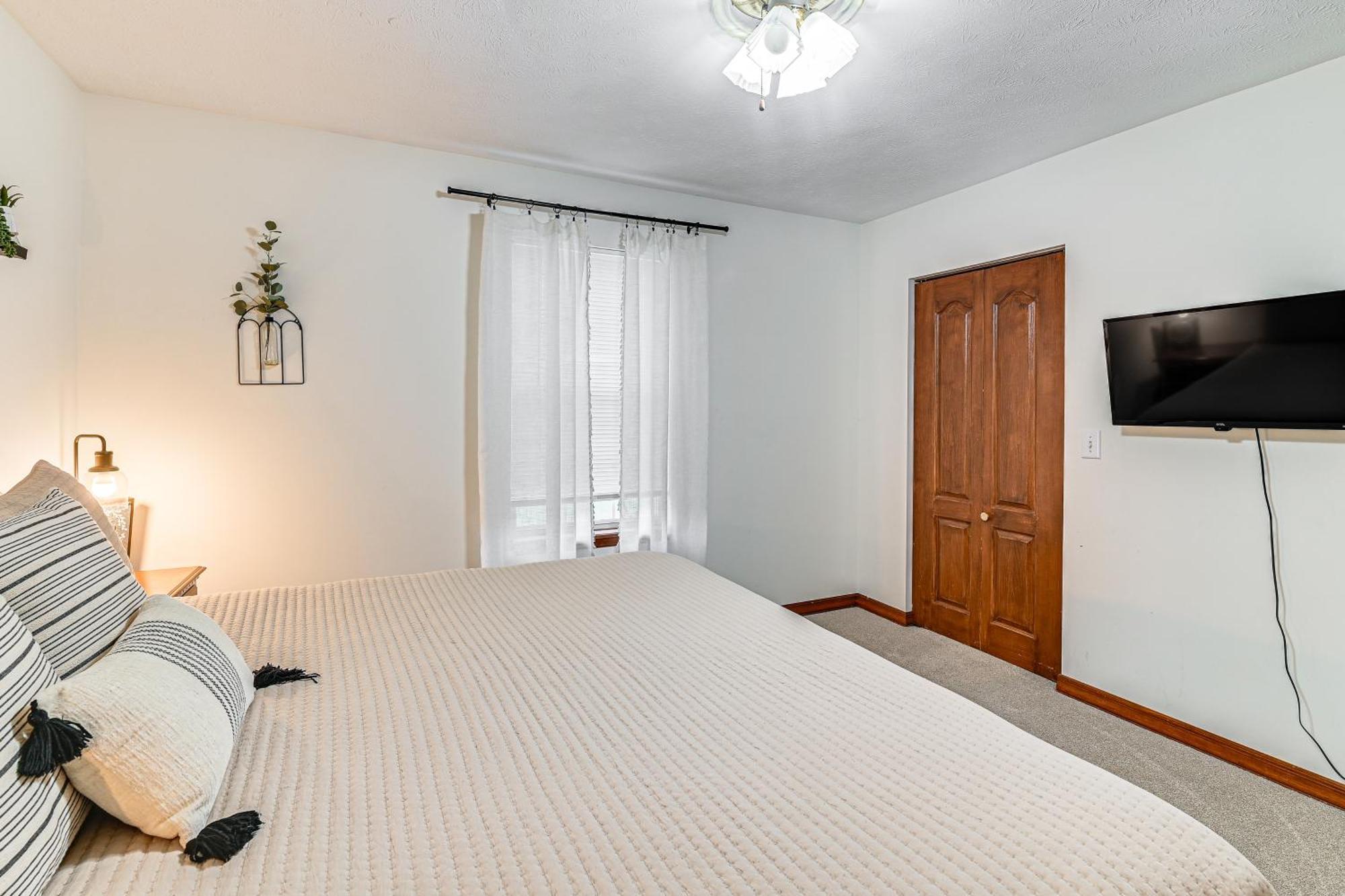 הוילה Williamstown Gem With Private Pool And Hot Tub! מראה חיצוני תמונה