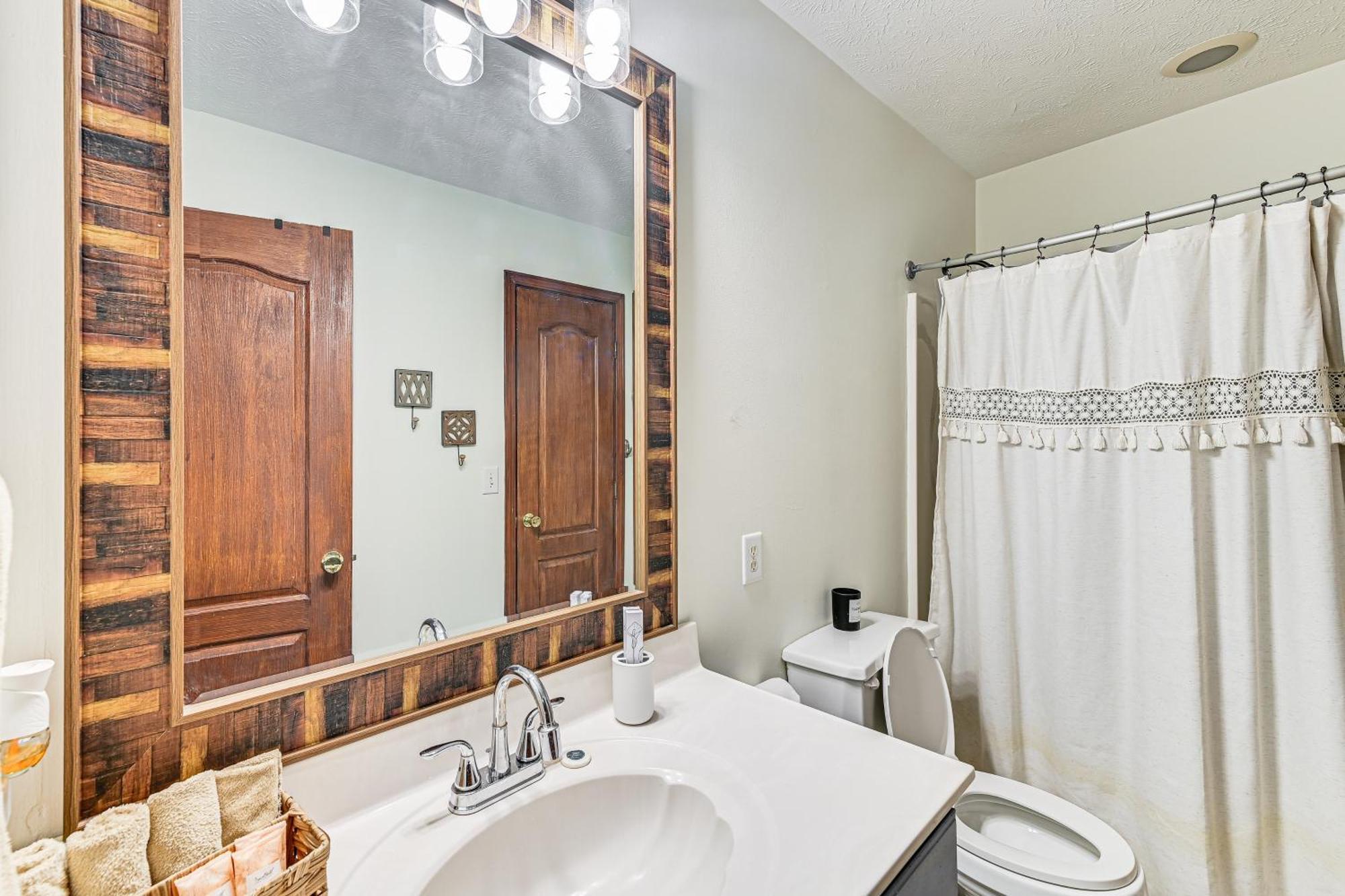 הוילה Williamstown Gem With Private Pool And Hot Tub! מראה חיצוני תמונה