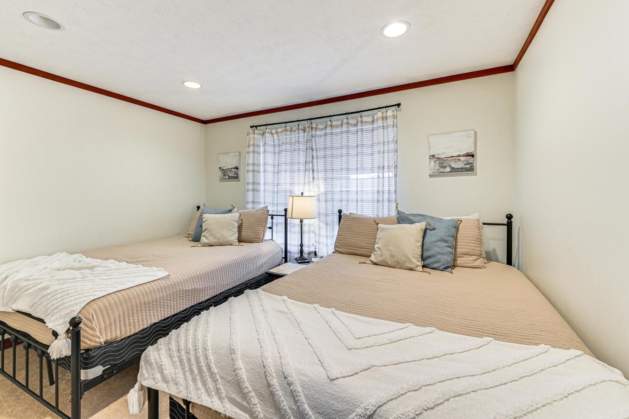 הוילה Williamstown Gem With Private Pool And Hot Tub! מראה חיצוני תמונה